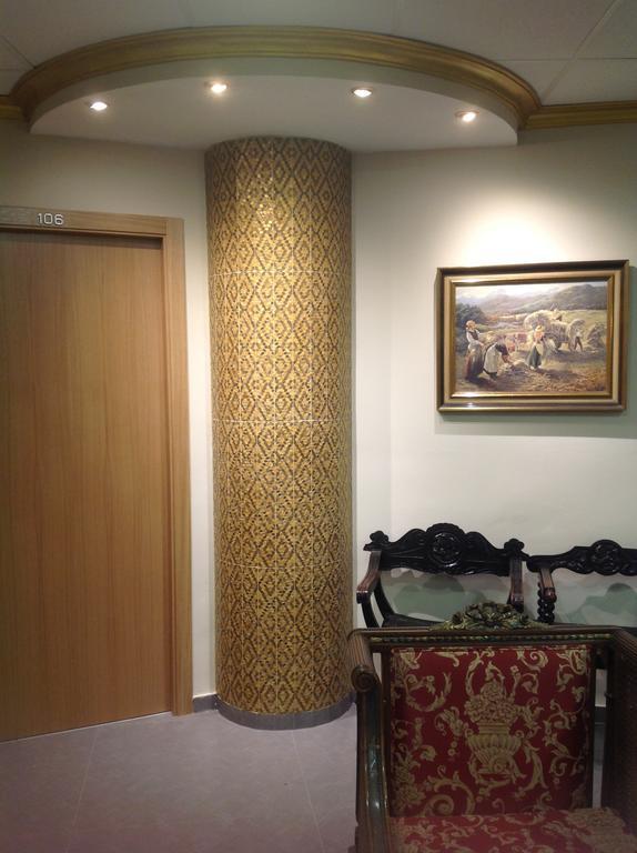 Hostal Bisbal Only Adults No Ac Βαλένθια Εξωτερικό φωτογραφία